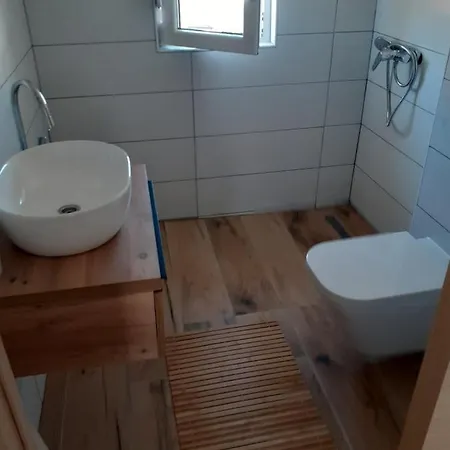 Apartman Pavel, *