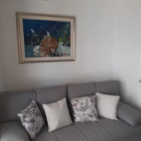 Apartman Pavel, *